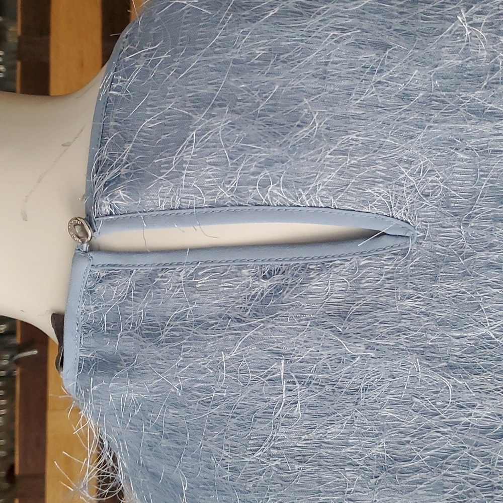 Vince Camuto Ice blue furry tank top - Picture 6 of 8